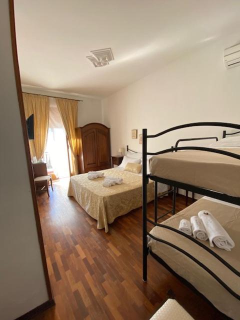 Bed and Breakfast San Pietro à Noto Extérieur photo
